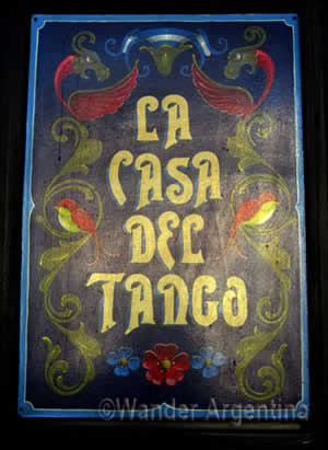 A Fileteo sign for the 'Casa de Tango' Tango Hall in Almagro