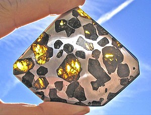 A close-up of the Pallasite meteorite found in Esquel/photo courtesy of NASA