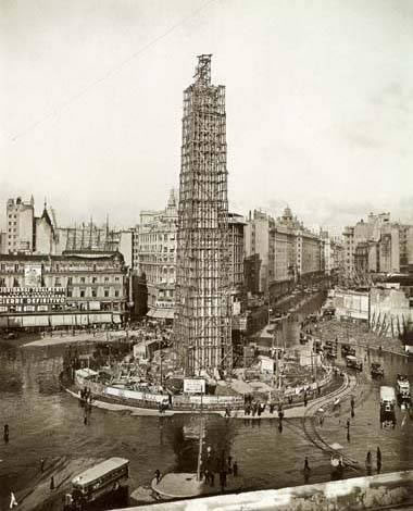 Buenos Aires Obelisk during construction