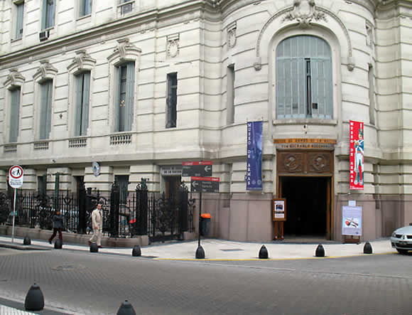 Streetside view of the Buenos Aires National Arms Museum