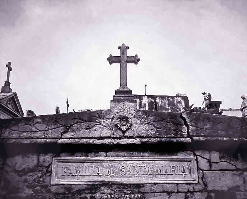 Tomb with cross 